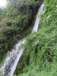 водопады в Эдессе